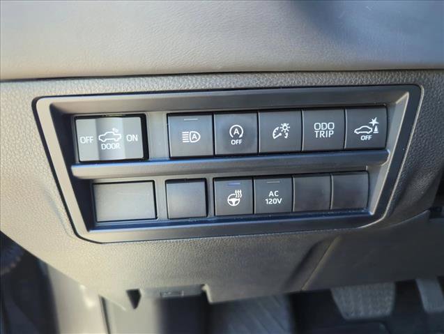 Used 2023 Toyota Tundra Platinum AWD/4WD image 14