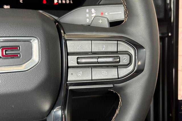 New 2026 GMC Acadia AT4 w/ Luxury Package AWD/4WD image 30