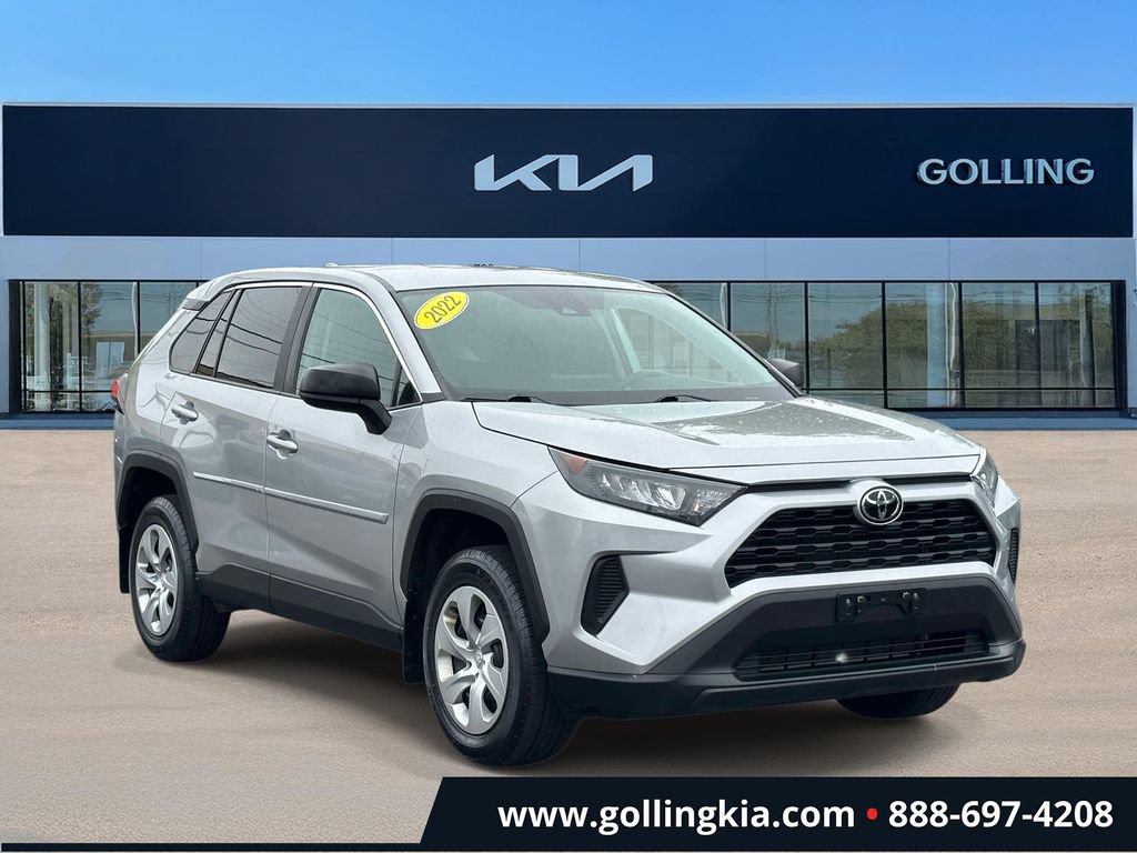Used 2022 Toyota RAV4 LE AWD/4WD video 1