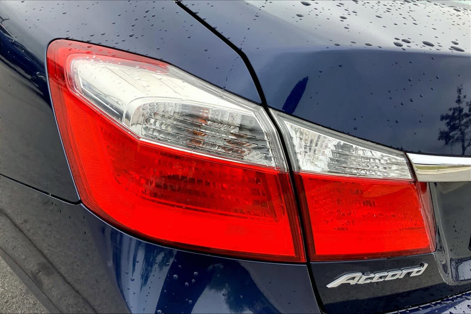 Used 2013 Honda Accord LX image 28