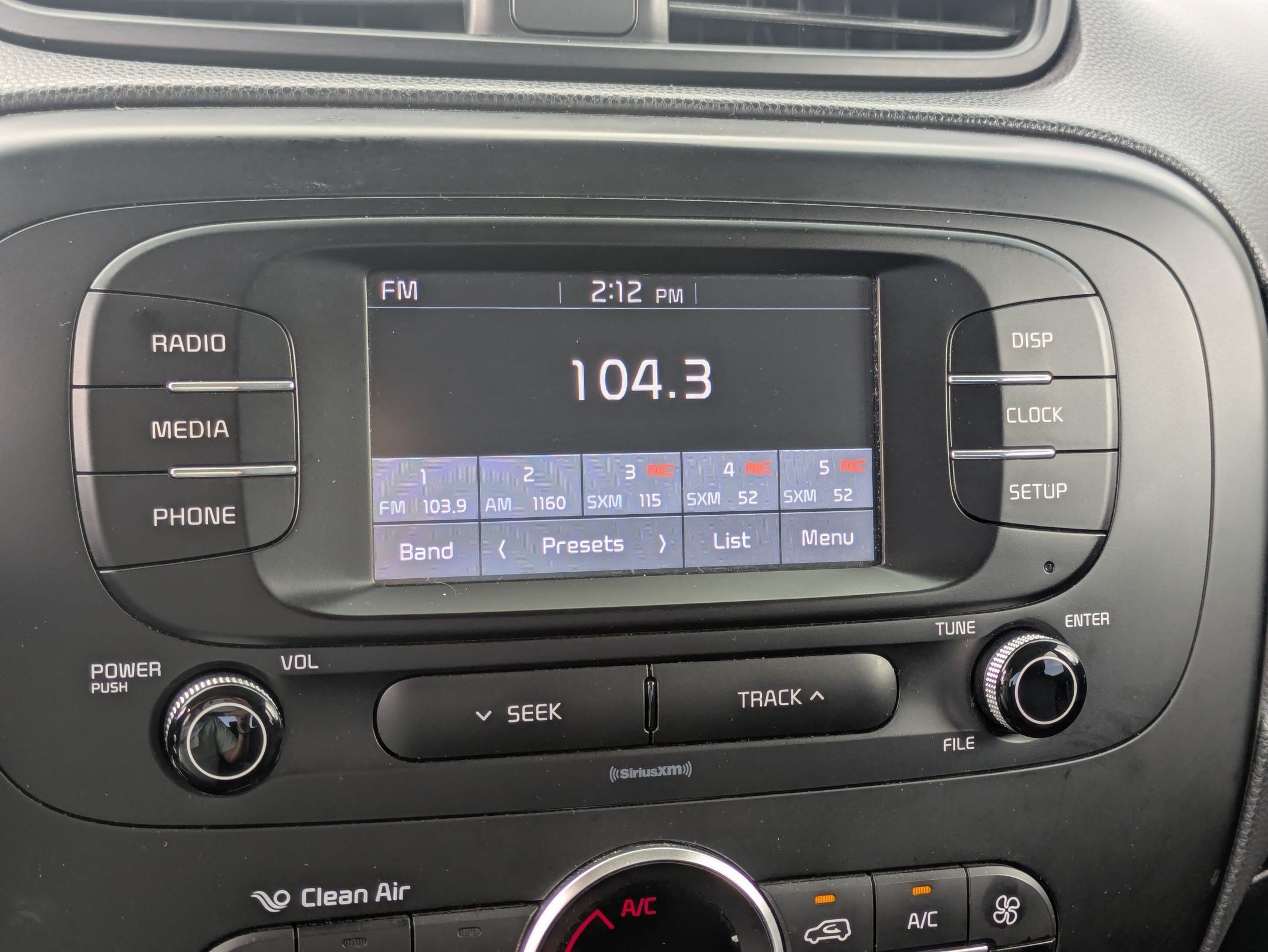 Used 2020 Kia Soul EX w/ Option Group 015 FWD image 17