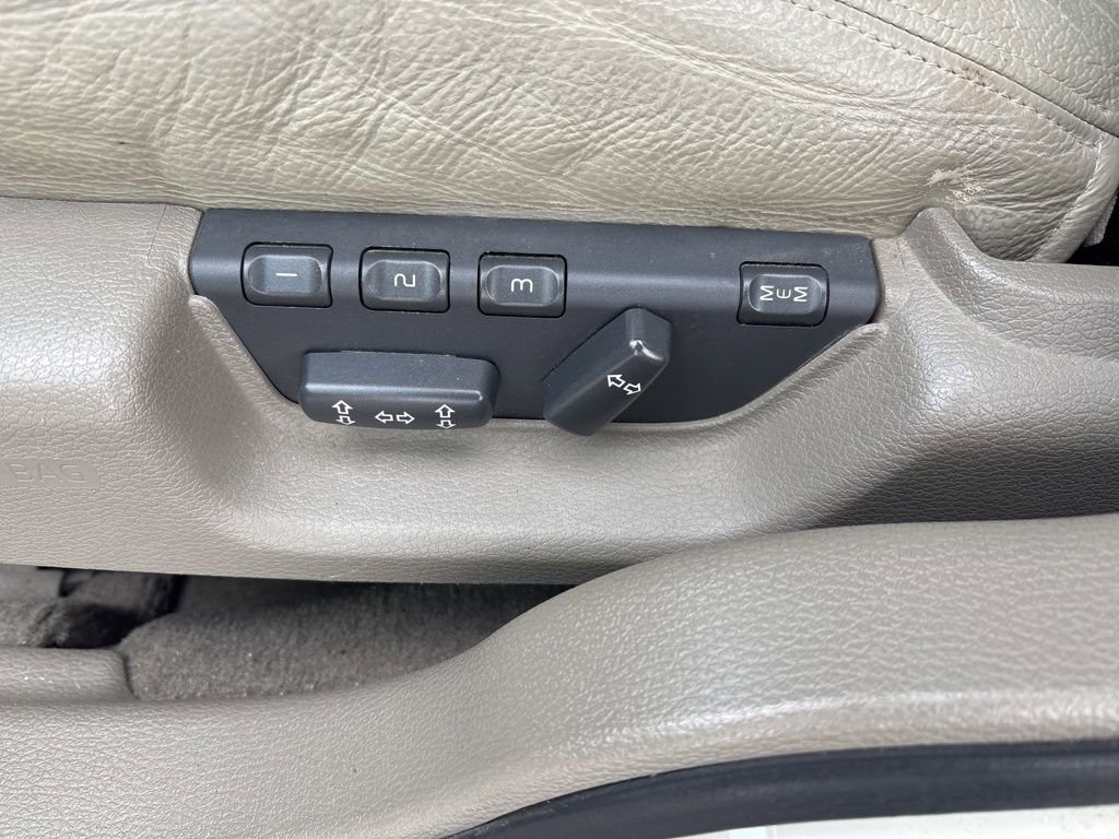 Used 2003 Volvo S60 2.4T image 17