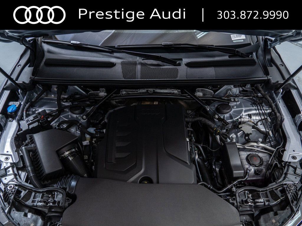 Used 2025 Audi Q5 Premium w/ Convenience Package image 26