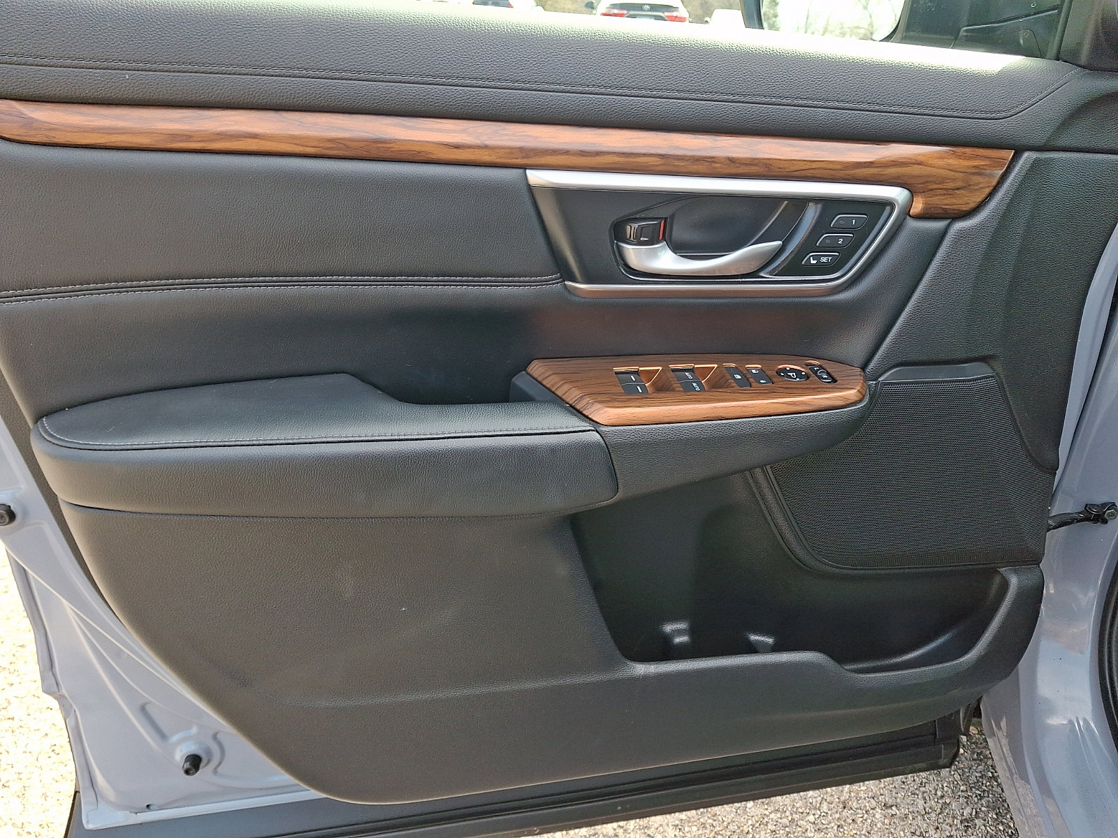 Used 2022 Honda CR-V Touring image 12