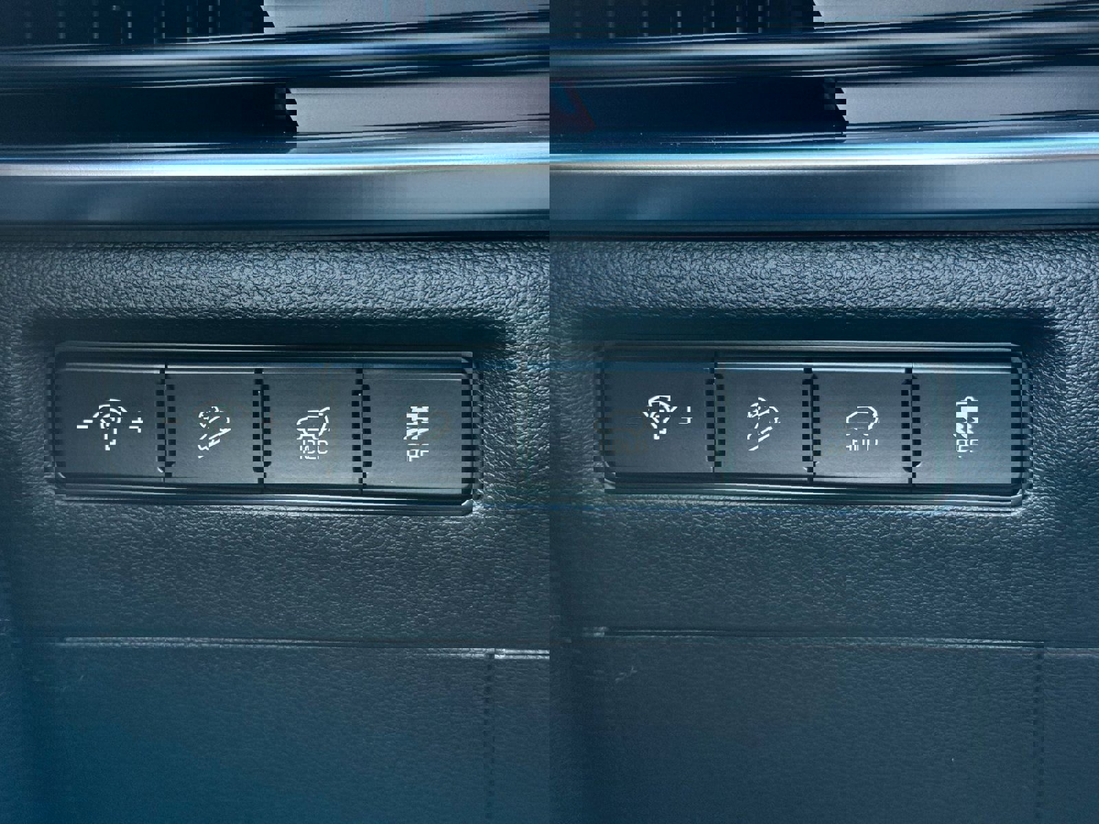 New 2025 Kia Telluride S image 30