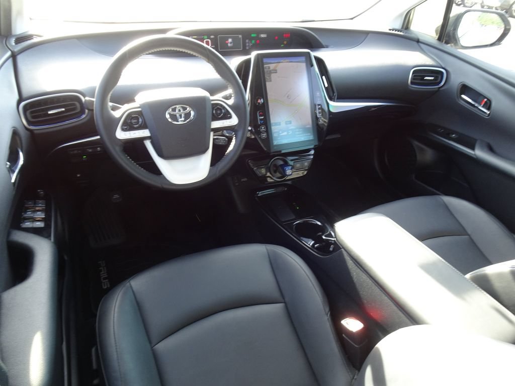 Used 2018 Toyota Prius Four Touring FWD image 14