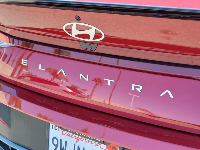 Used 2025 Hyundai Elantra Sport image 25