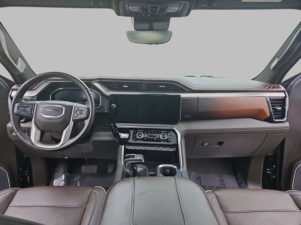 Certified 2023 GMC Sierra 1500 Denali w/ Denali Reserve Package AWD/4WD image 11