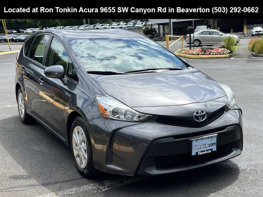 Used 2017 Toyota Prius V Two w/ Carpet Mat Package