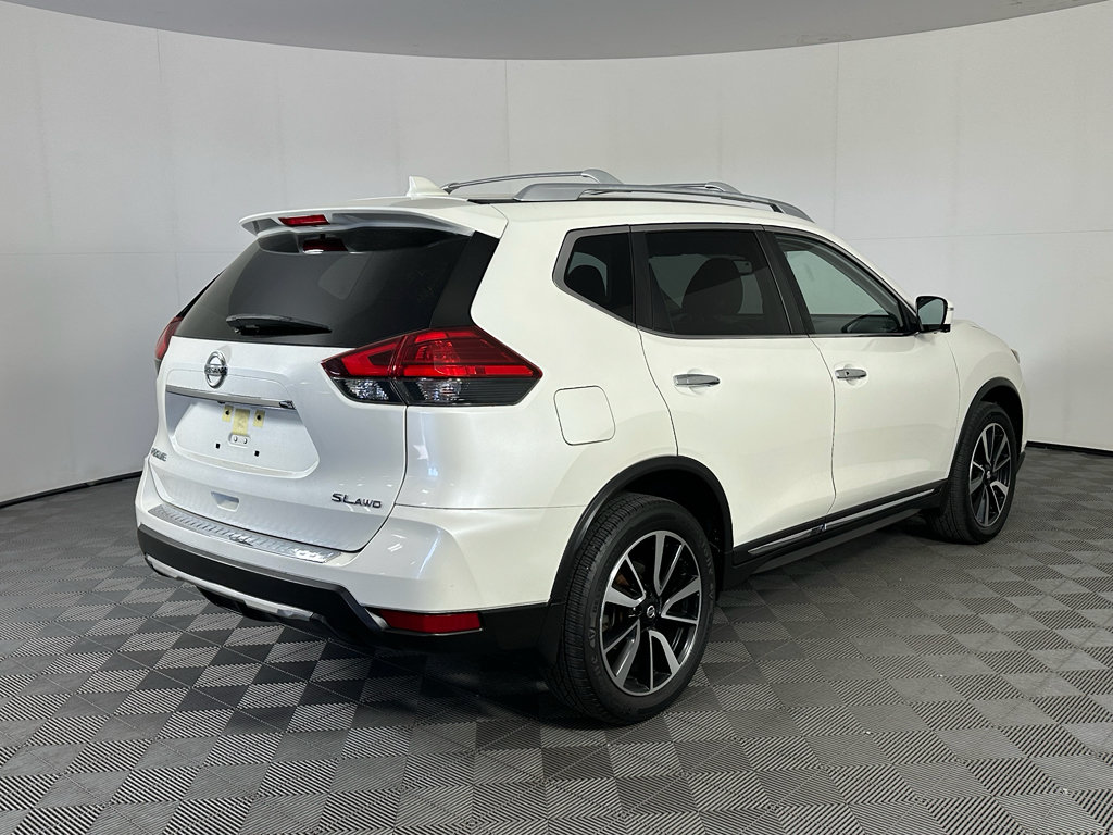 Used 2017 Nissan Rogue SL w/ SL Premium Package AWD/4WD image 5