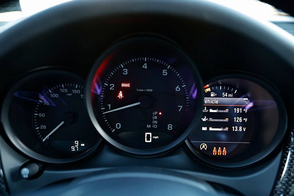 New 2026 Porsche Macan AWD/4WD image 33