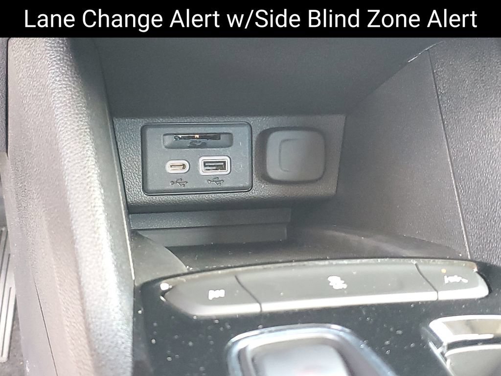 Certified 2023 Chevrolet Bolt EUV LT w/ Comfort Package FWD image 18