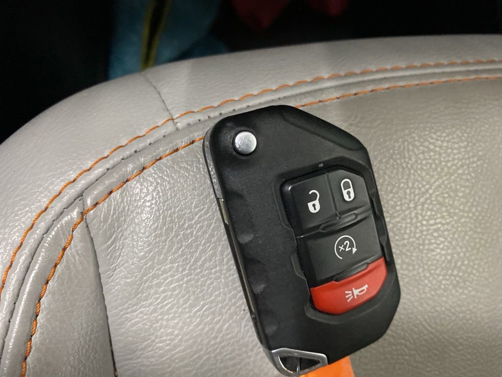 Certified 2021 Jeep Gladiator Mojave image 33