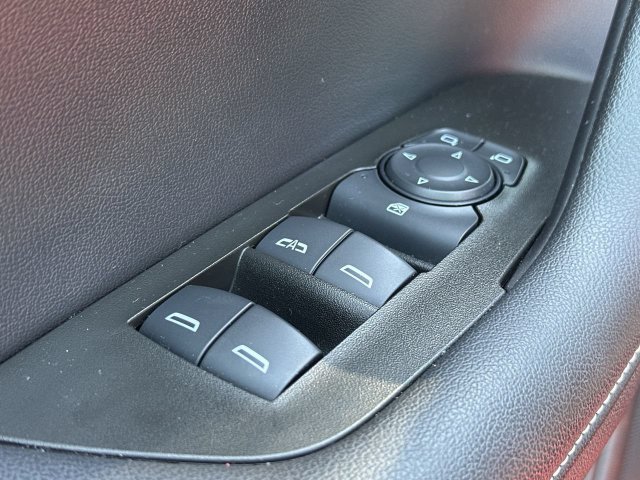 Certified 2023 Chevrolet Blazer LT w/ Sound & Technology Package FWD image 23