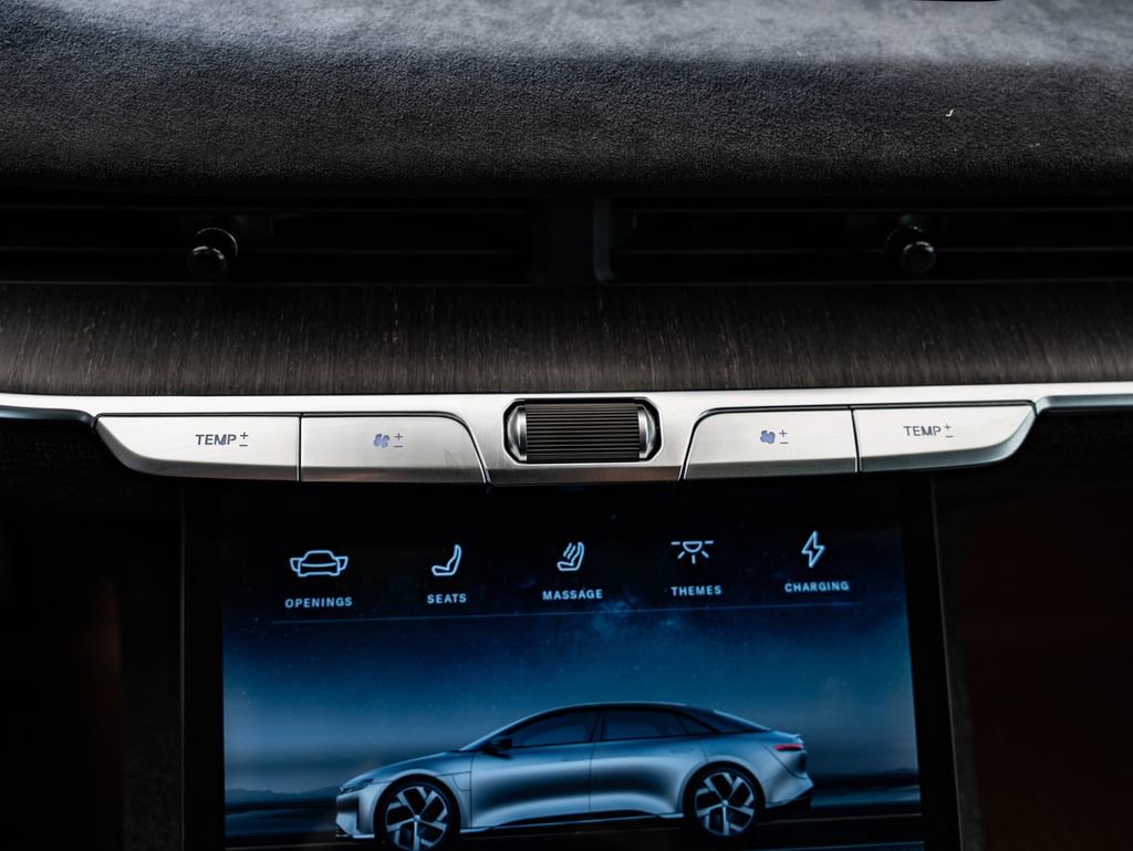 Used 2024 Lucid Air Grand Touring image 36
