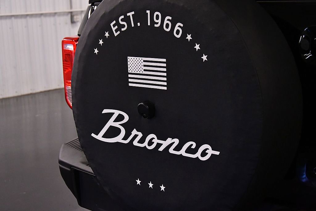 Used 2023 Ford Bronco Black Diamond image 12