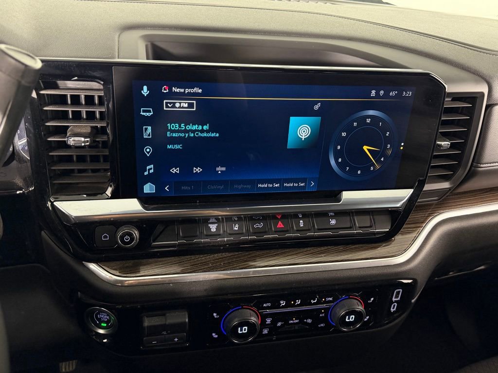Used 2025 Chevrolet Silverado 2500 LT w/ Convenience Package image 18