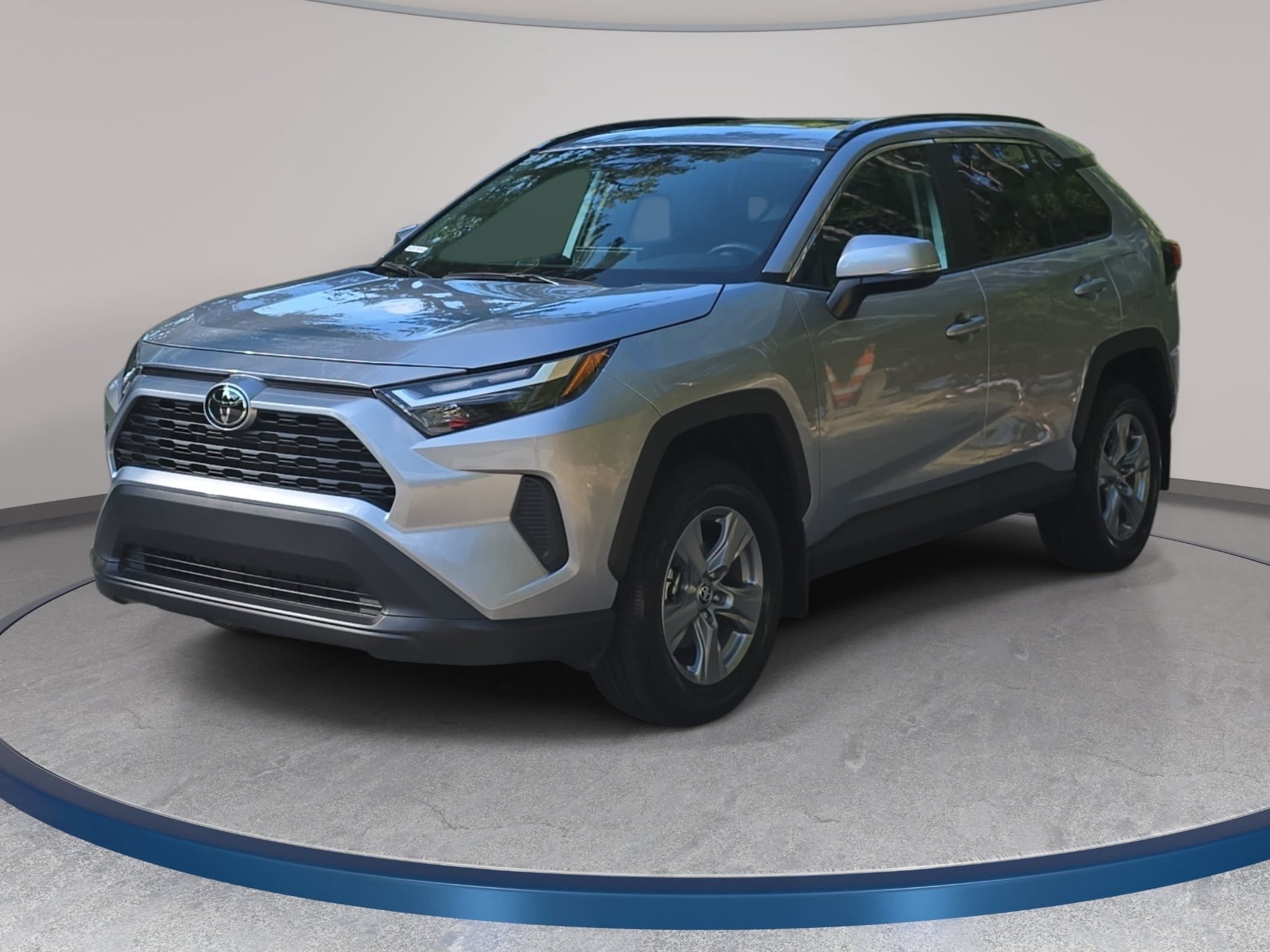 Used 2025 Toyota RAV4 XLE w/ Convenience Package