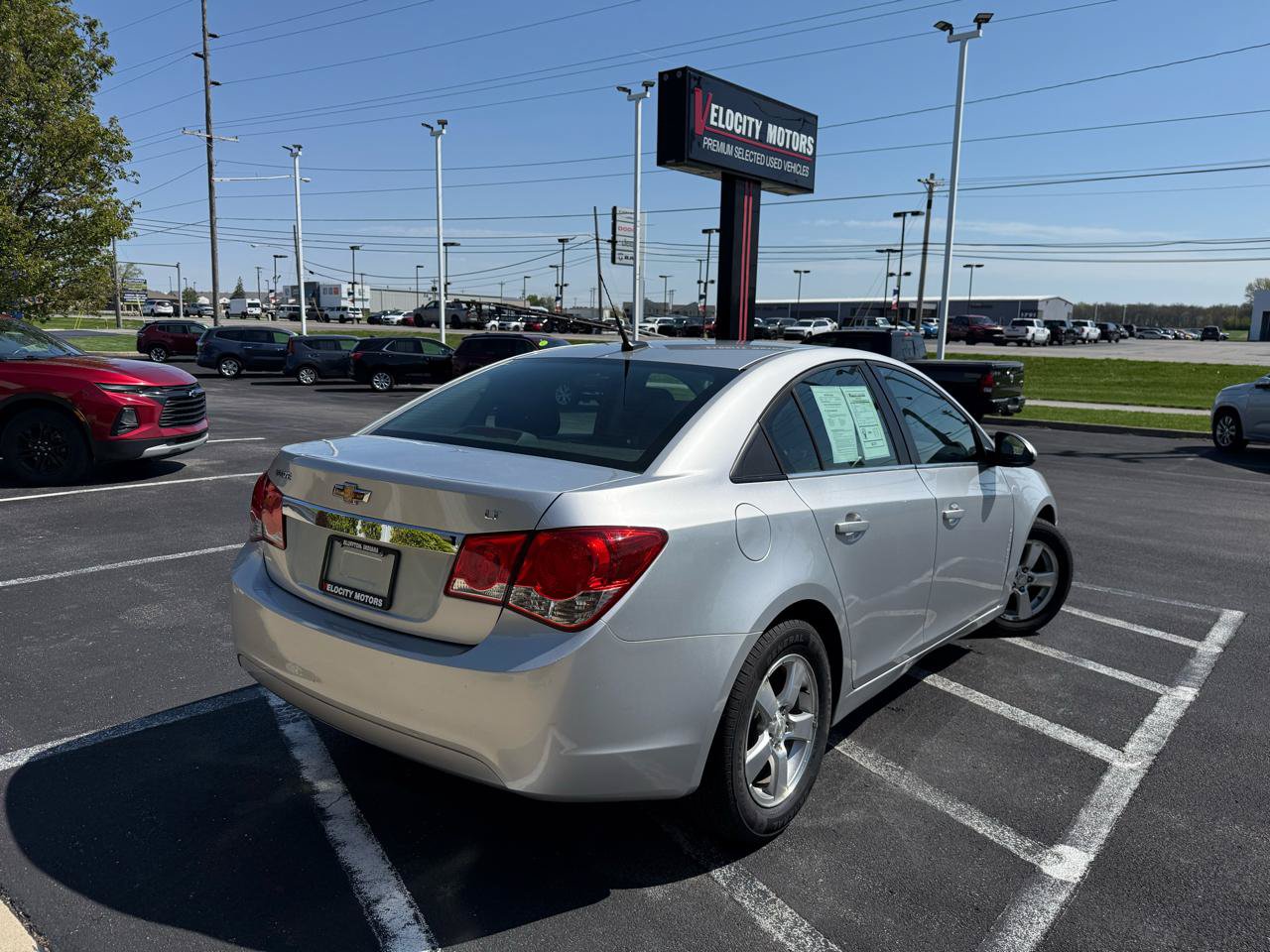 Used 2014 Chevrolet Cruze LT FWD image 5