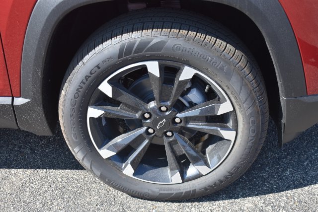 New 2027 Chevrolet Equinox RS w/ Safety and Technology Package FWD image 12