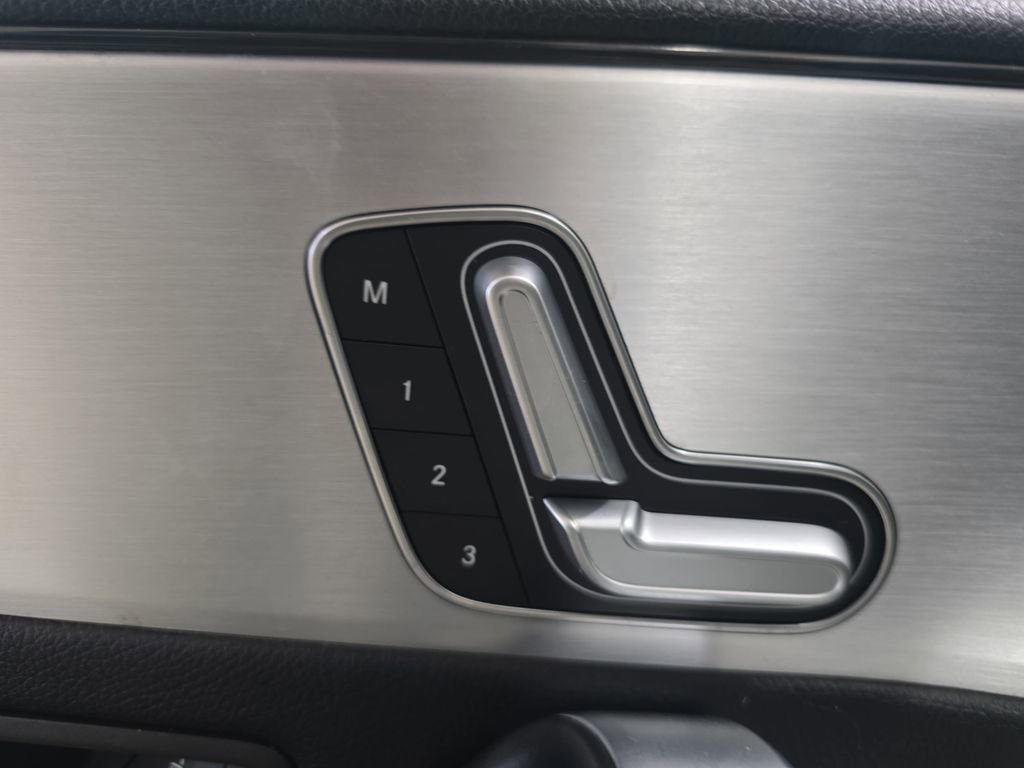 Used 2019 Mercedes-Benz A 220 image 28