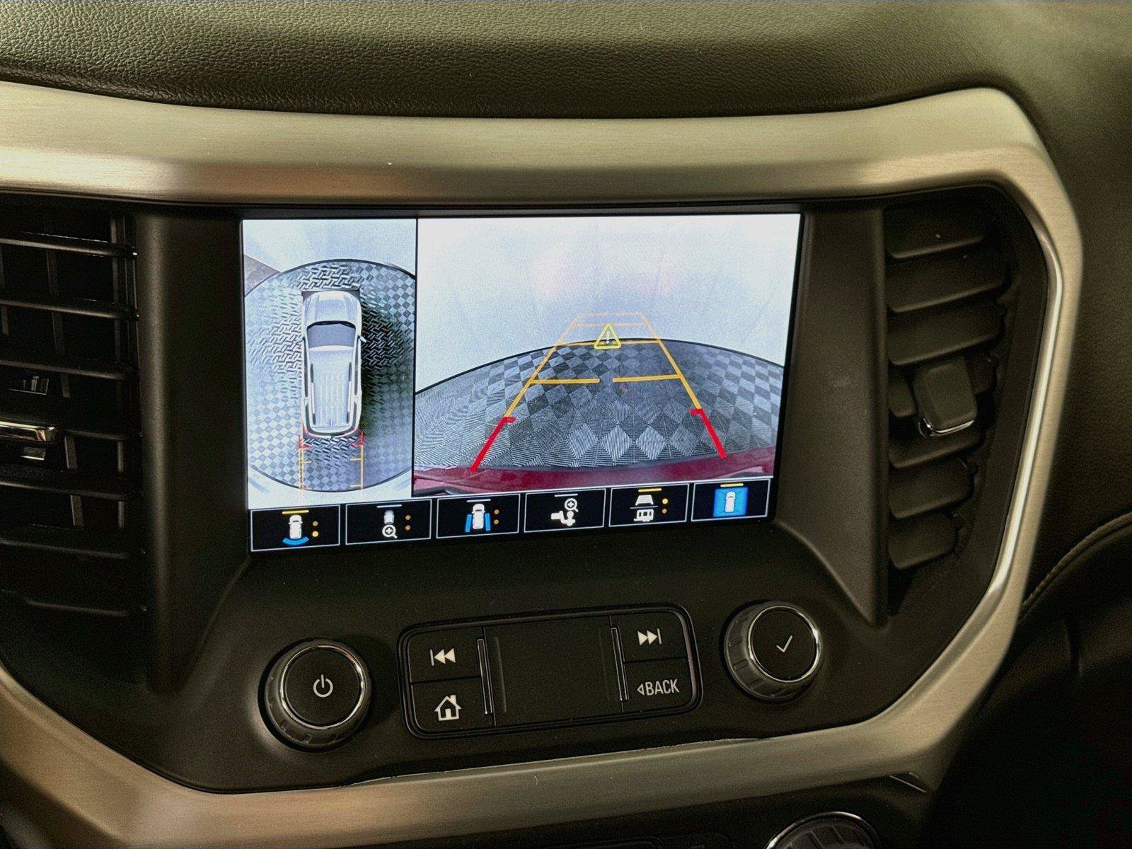Used 2023 GMC Acadia SLT w/ Technology Package AWD/4WD image 8