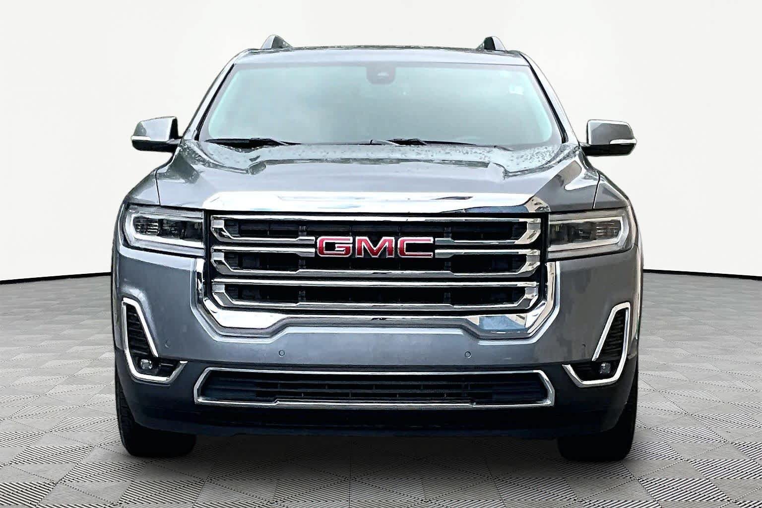 Used 2021 GMC Acadia SLT w/ LPO, Floor Liner Package FWD image 4