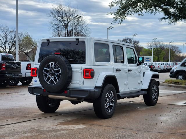 Certified 2026 Jeep Wrangler Sahara AWD/4WD image 7