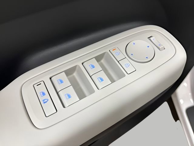 New 2026 Hyundai Santa Fe SE image 11