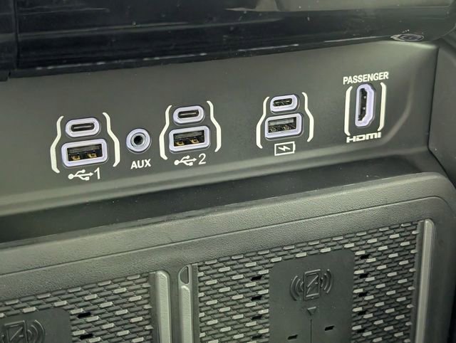 Used 2025 RAM 1500 Limited image 23