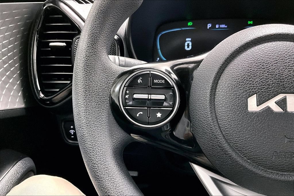 Used 2023 Kia Soul S FWD image 23