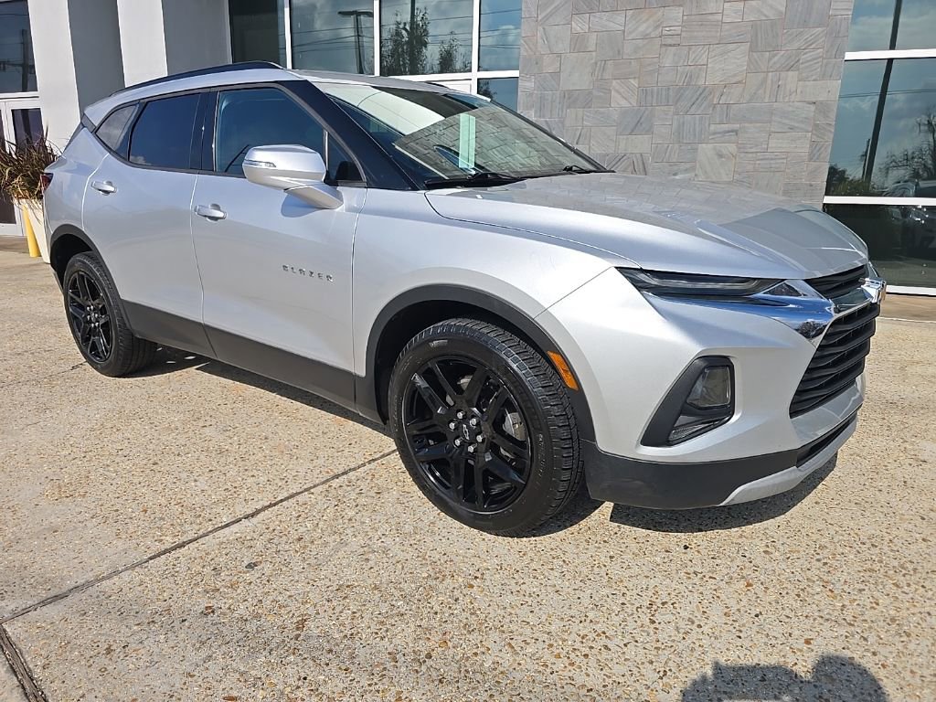 Used 2020 Chevrolet Blazer LT image 2