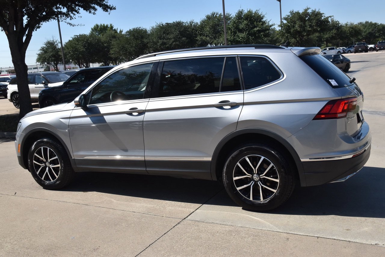 Used 2021 Volkswagen Tiguan SE AWD/4WD image 11
