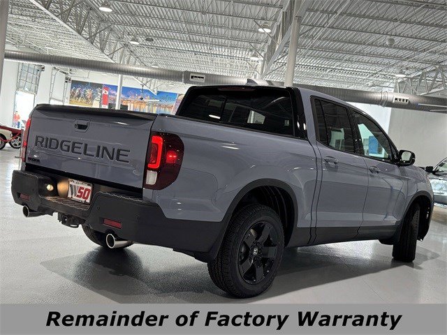 New 2026 Honda Ridgeline Black Edition image 3