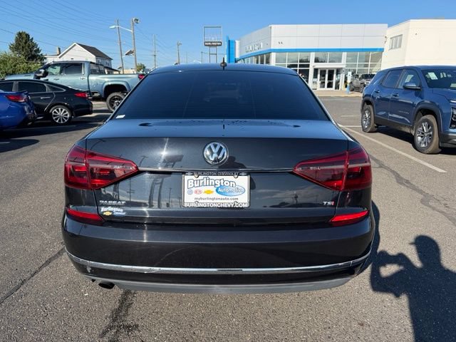 Used 2017 Volkswagen Passat 1.8T S FWD image 4
