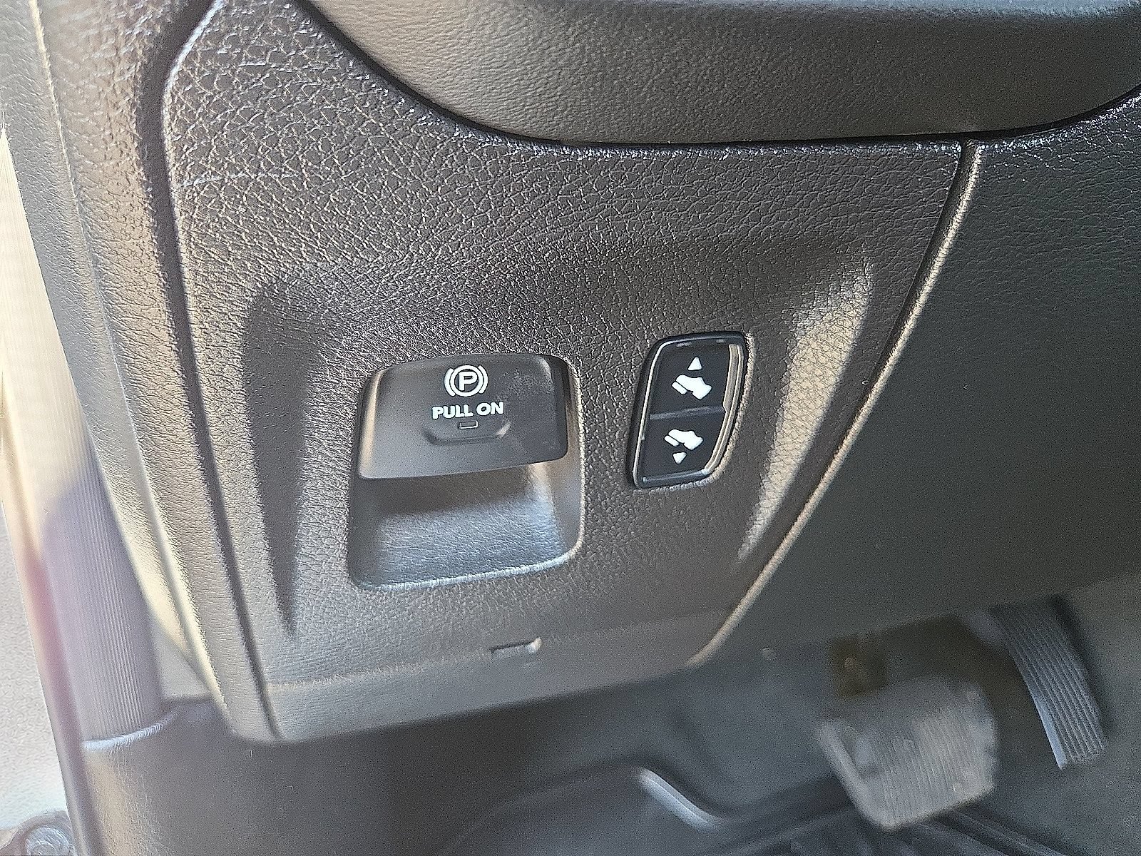 Used 2020 RAM 1500 Limited AWD/4WD image 11