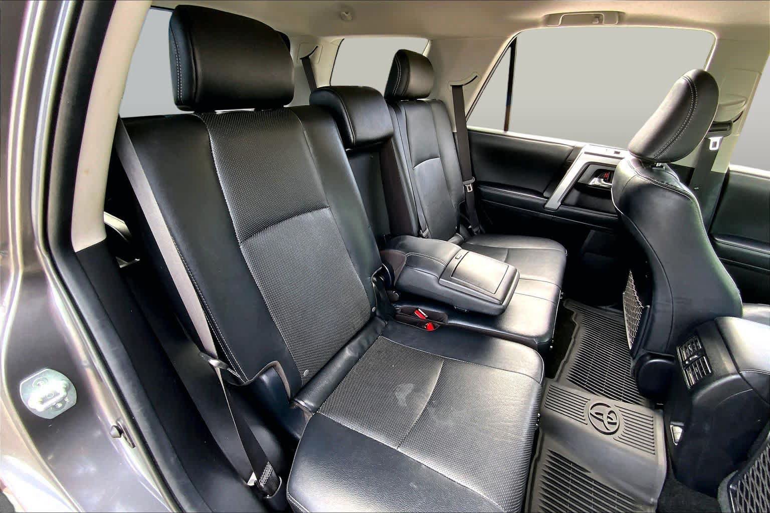 Used 2021 Toyota 4Runner Limited AWD/4WD image 20