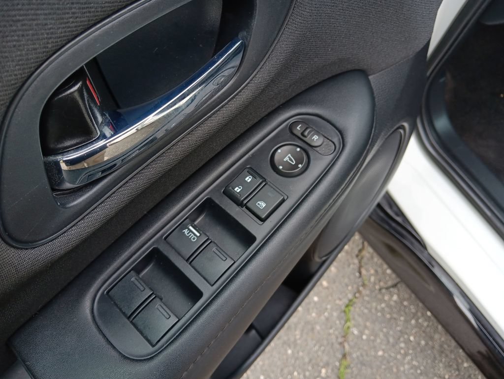 Used 2022 Honda HR-V Sport image 12