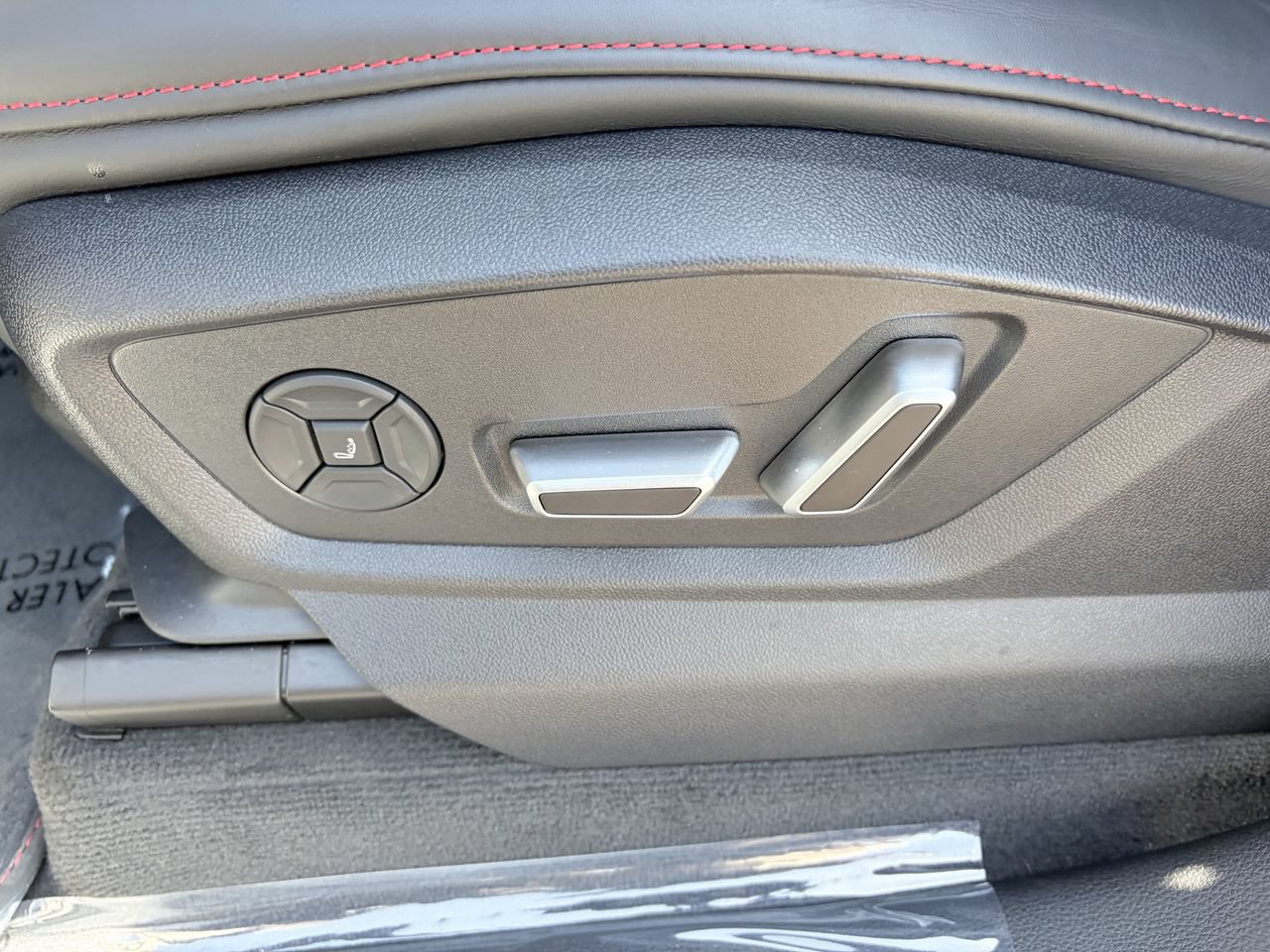 Used 2025 Audi RS Q8 performance AWD/4WD image 20