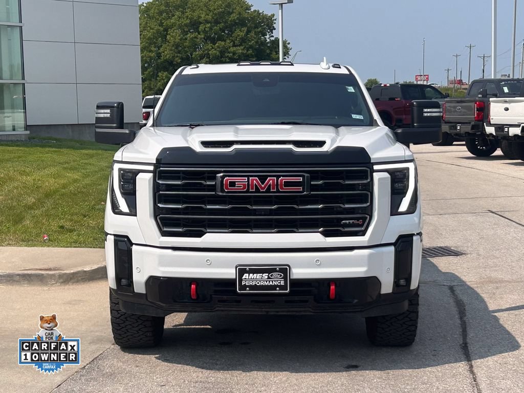 Used 2025 GMC Sierra 2500 AT4 w/ AT4 Premium Plus Package AWD/4WD image 9