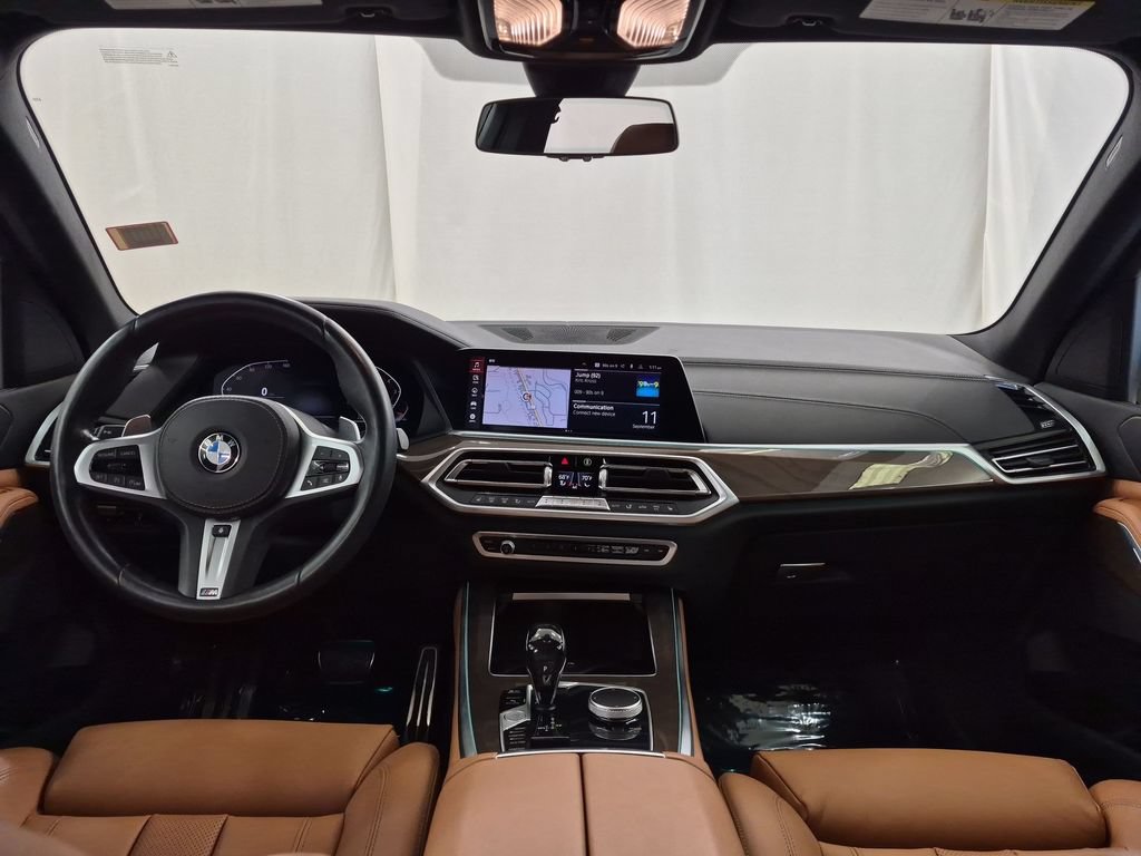 Used 2021 BMW X5 xDrive40i w/ M Sport Package AWD/4WD image 12