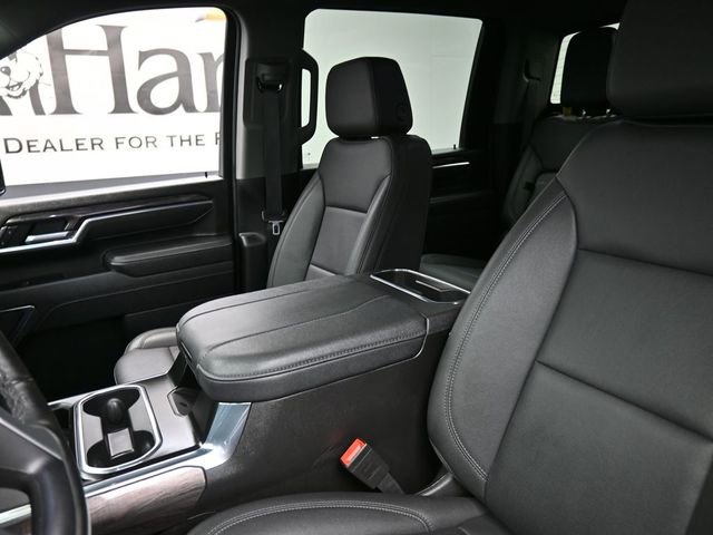 Used 2025 Chevrolet Silverado 3500 LTZ w/ LTZ Plus Package image 16