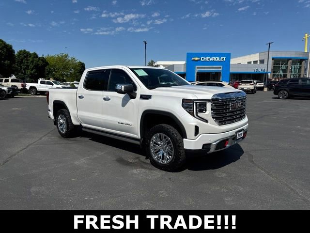Used 2023 GMC Sierra 1500 Denali AWD/4WD image 1