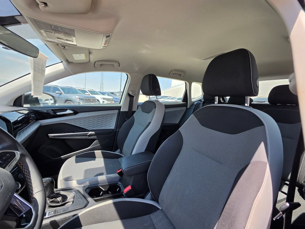 Used 2023 Volkswagen Taos S FWD image 17