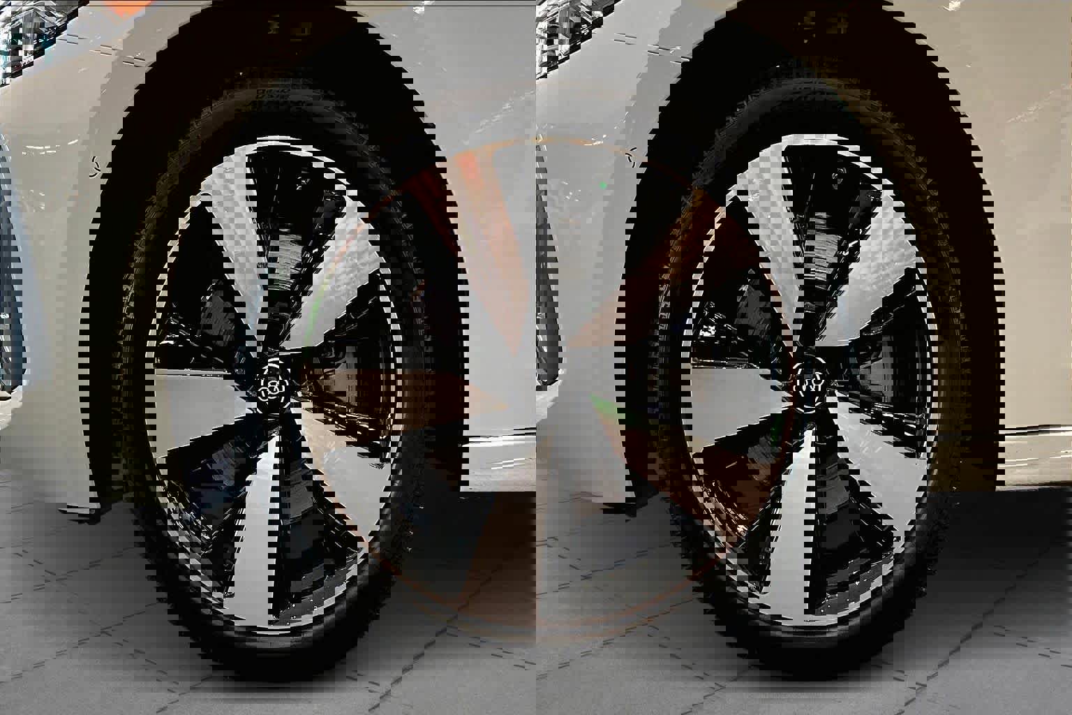 Used 2025 Audi A5 2.0T Premium Plus image 11