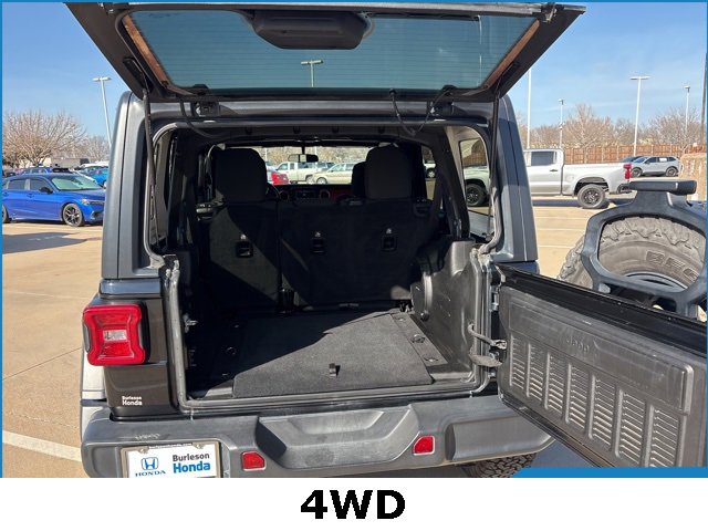 Used 2019 Jeep Wrangler Unlimited Rubicon w/ LED Lighting Group image 17