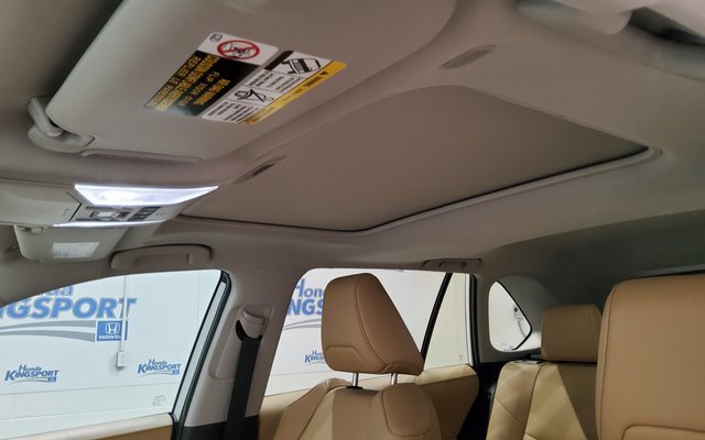 Used 2025 Toyota RAV4 XLE Premium image 40