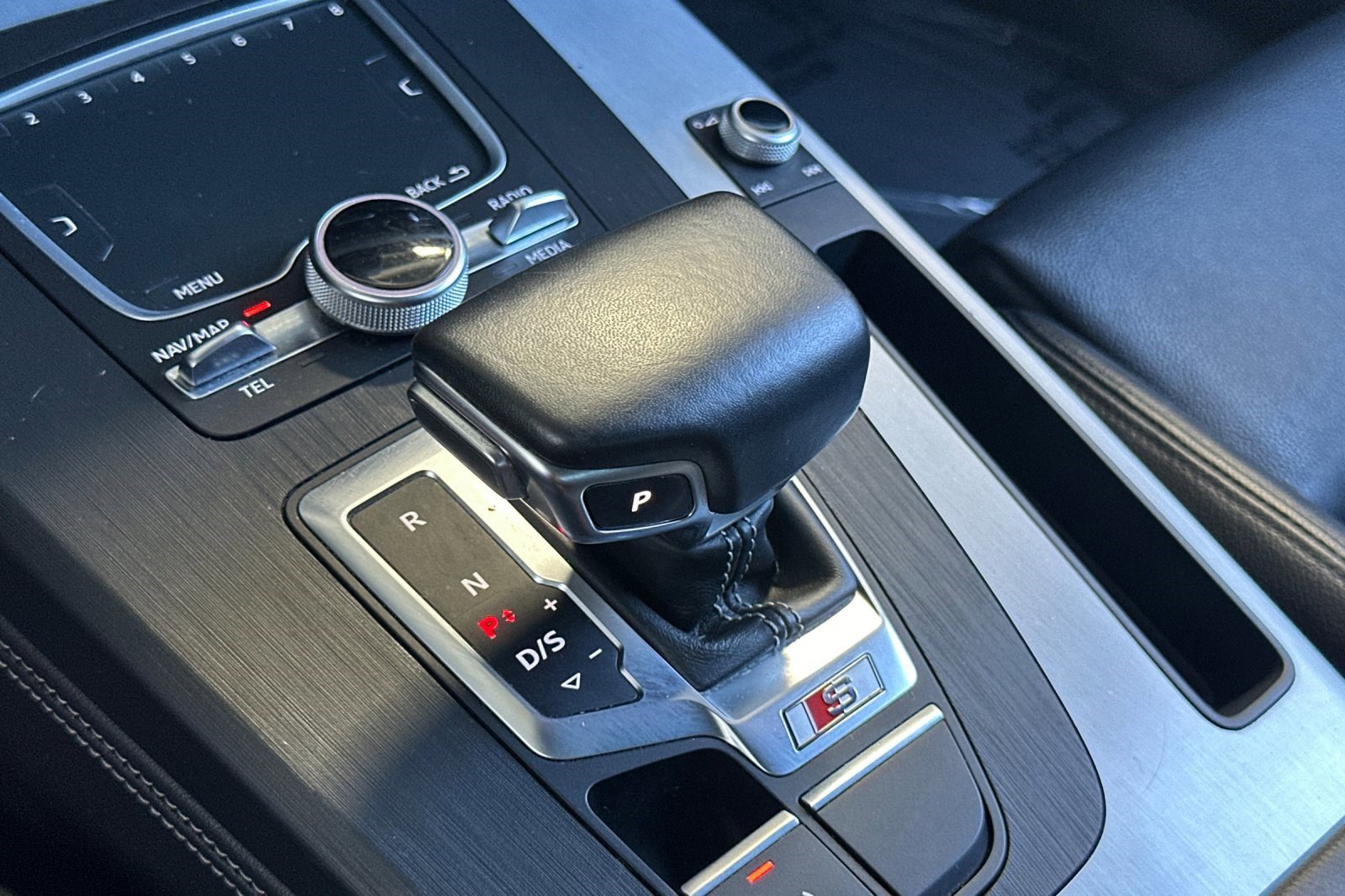 Used 2019 Audi SQ5 Premium Plus w/ Premium Plus Package image 16