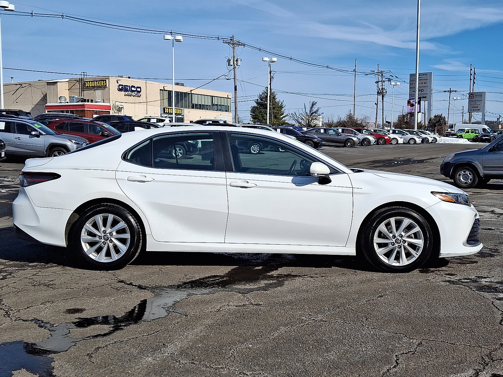 Certified 2022 Toyota Camry LE w/ Convenience Package image 8
