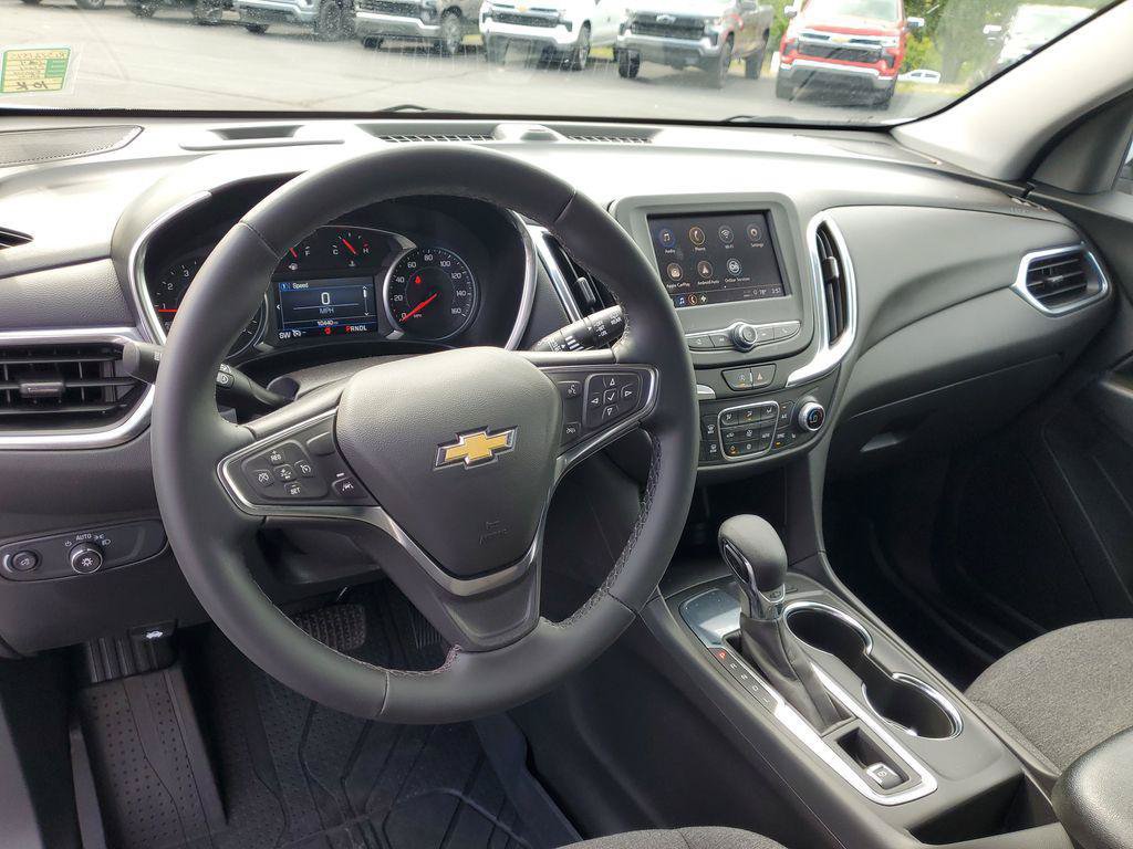 Used 2024 Chevrolet Equinox LT w/ LPO, Floor Liner Package FWD image 7